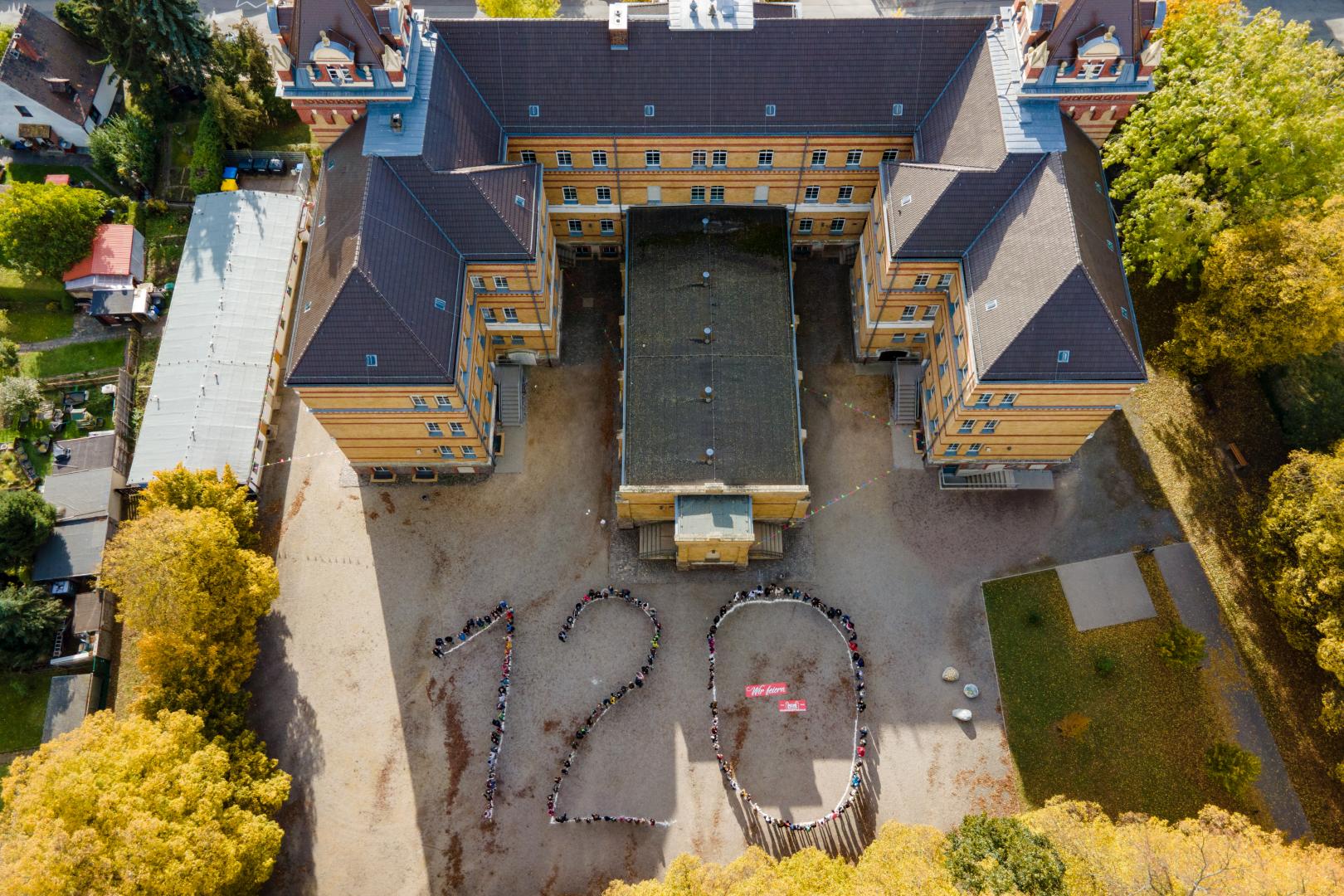 120 Jahre Schule