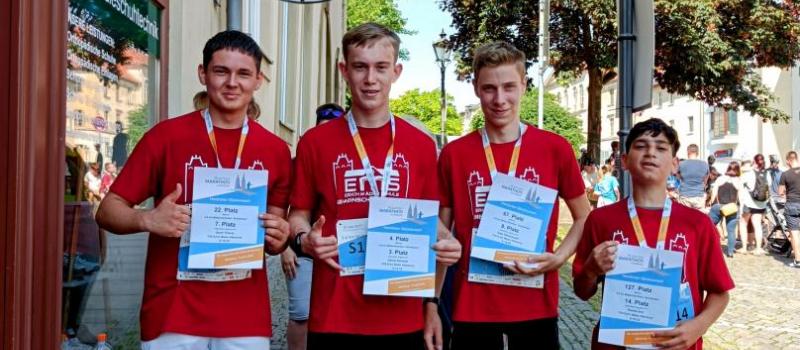 Läufer Skatstadtmarathon Gruppenbild